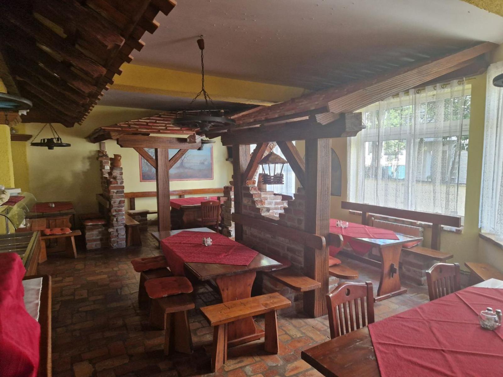 Biergarten Medulin Exteriér fotografie